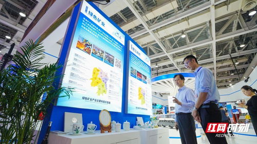 湘遇中部博览会丨湖南馆展出4x4现代化产业体系的魅力与活力